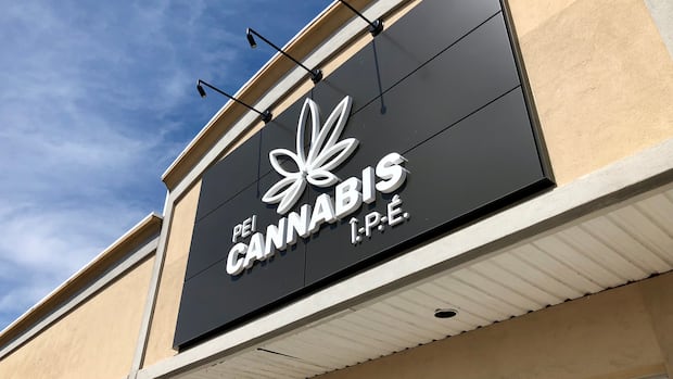 cannabis-vape-products-to-hit-pei.-shelves-soon,-sparking-concern-among-health-officials,-police