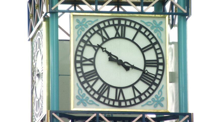 historic-portage-place-clock-looking-for-new-home