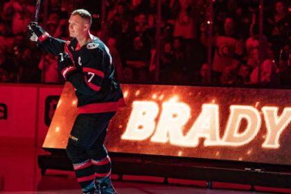 senators’-tkachuk-out-6-8-weeks-after-right-thumb-surgery