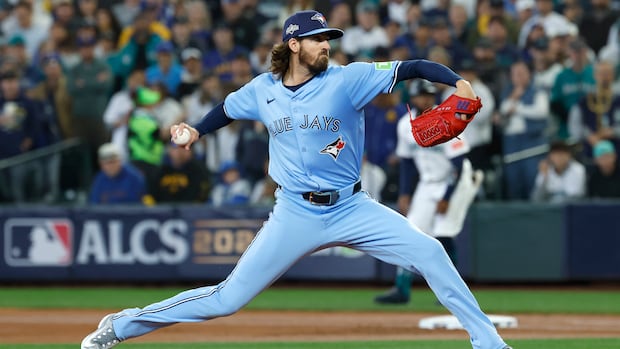 mariners-take-early-1-0-lead-over-blue-jays-in-game-5-of-the-alcs