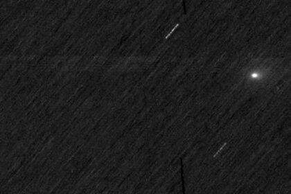 mars-spacecraft-observed-this-interstellar-comet-and-no,-it’s-not-an-alien-spaceship