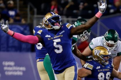 last-second-field-goal-lifts-winnipeg-blue-bombers-to-hard-fought-win-over-saskatchewan