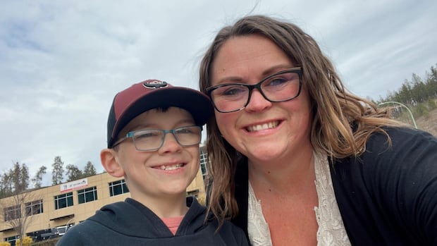 her-son-died-of-asthma.-now-kids-get-lessons-on-surviving-smoky-skies,-in-his-name