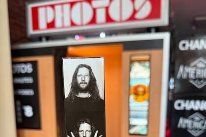 the-photo-booth-turns-100-this-year.-why-it’s-making-a-comeback-in-the-selfie-era
