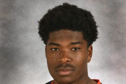 university-soccer:-cape-breton-capers-men’s,-women’s-teams-off-to-the-playoffs