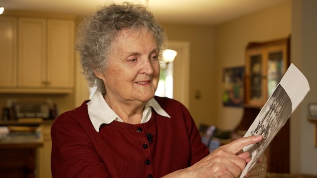 this-fall-river,-ns.,-woman-met-up-with-her-elementary-school-classmates-75-years-later
