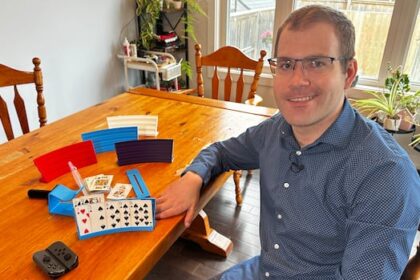 ‘i-dont-like-to-be-limited’:-sask.-man-using-3d-printing-to-help-disabled-people-navigate-everyday-tasks