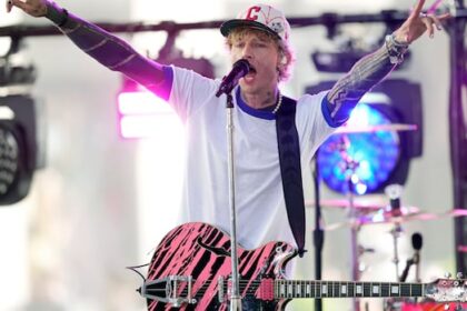 winnipeg-has-mixed-reaction-to-grey-cup-halftime-act,-but-some-see-value-in-mgk-performing