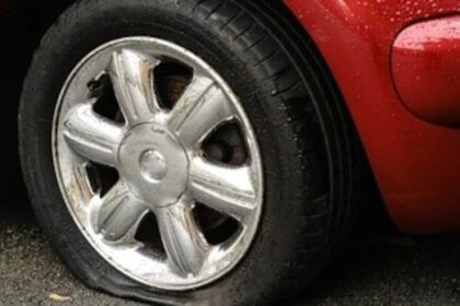 man-slashes-tires-on-23-vehicles-all-red