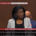 sterilisation-involontaire-:-une-senatrice-parle-de-sa-propre-experience