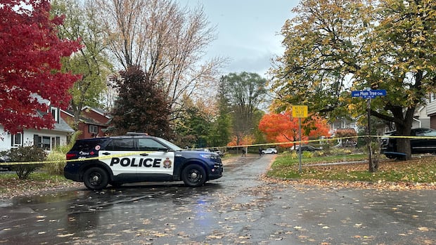 police-investigating-suspicious-death-near-st.-laurent-boulevard