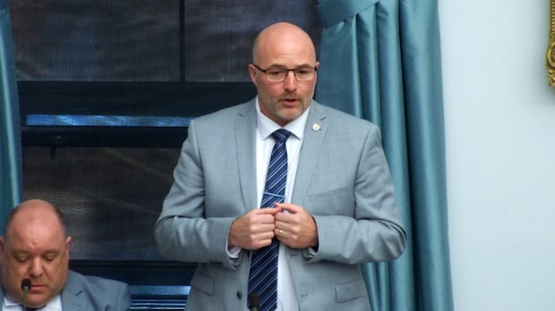 pei.-orders-new-policies-for-school-staff,-including-those-related-to-criminal-record-checks