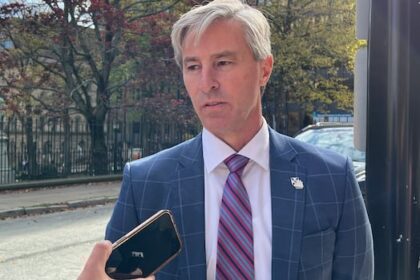 houston-says-cabinet-shuffle-about-getting-‘right-people-in-the-right-place’