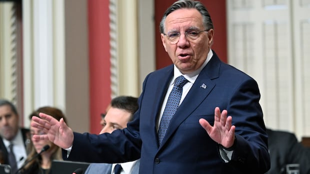 legault-threatens-doctors-with-special-law-if-no-agreement-reached-by-friday