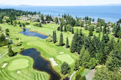 qualicum-beach-councillors-pave-the-way-for-town’s-purchase-of-golf-course