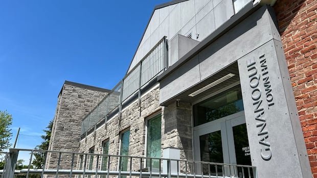 gananoque-council-signals-ire-at-mayor-with-non-confidence-vote