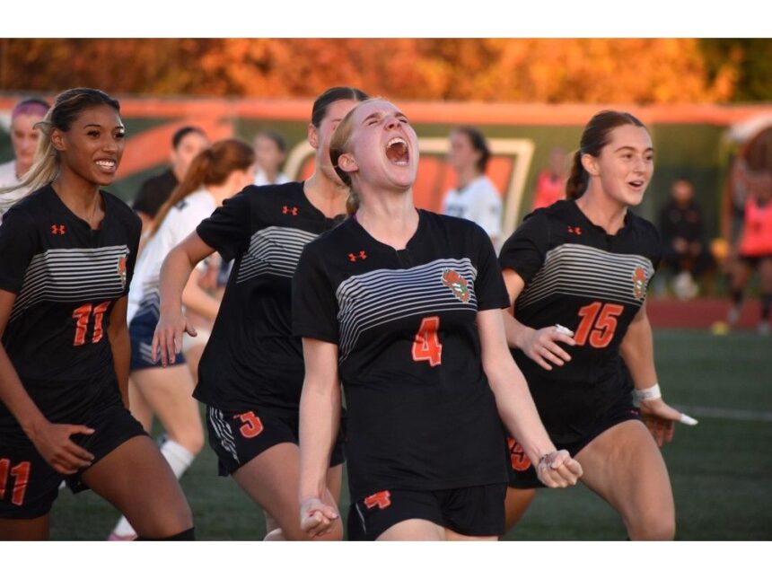 aus-womens-soccer-championship:-cape-breton-capers-score-twice-in-second-half-to-beat-st.-francis-xavier-in-league-quarterfinal