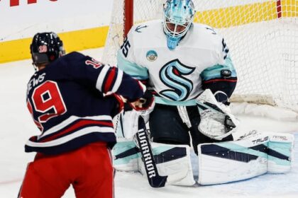 kraken-halt-jets’-win-streak-with-3-0-shutout-in-winnipeg