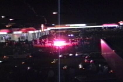 tear-gas-and-tire-irons:-remembering-saskatoon’s-1993-blue-jays-victory-riot