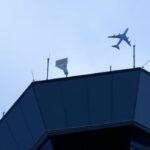 air-canada-tells-pilots-to-avoid-kelowna,-winnipeg-during-airport-tower-staff-shortages