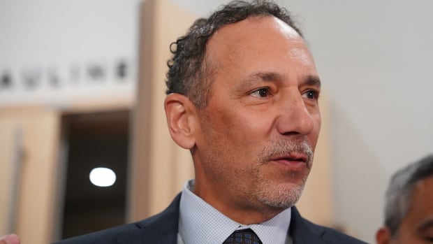 2-doctors’-federations-to-challenge-quebec’s-special-bill-forcing-new-deal