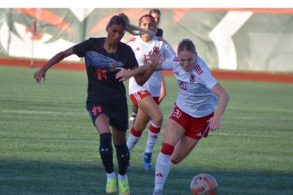 aus-womens-soccer-championship:-top-seeds-fall-in-semifinal-games,-cape-breton-to-face-memorial-in-championship-game