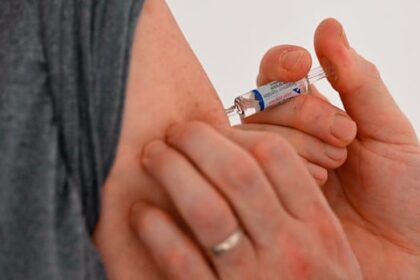 nova-scotia-health-sees-silver-lining-in-lower-flu,-covid-vaccine-uptake