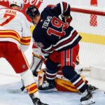 ‘it’s-nice-to-be-on-the-right-side-now’-says-hometown-star-toews-as-jets-slash-flames-in-winnipeg