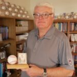 for-canadian-ex-major-leaguers-looking-for-their-baseball-cards,-a-saskatoon-man-is-their-go-to-source