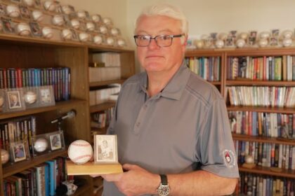 for-canadian-ex-major-leaguers-looking-for-their-baseball-cards,-a-saskatoon-man-is-their-go-to-source