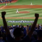 live-updates-|-dodgers-take-early-1-0-lead-over-jays-in-game-2-of-world-series