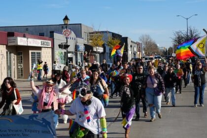 queer-country-fair-celebrates-pride,-rural-roots-in-steinbach-after-threat-led-to-cancellation-of-march