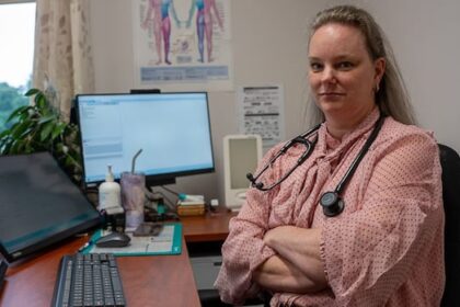 western-quebec-physicians-eye-up-ottawa-as-province-forces-new-deal