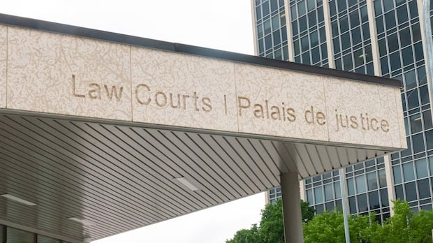 crown-attorneys-say-manitoba-government-isn’t-addressing-urgent-needs-as-lawyers-walk-away-from-labour-talks