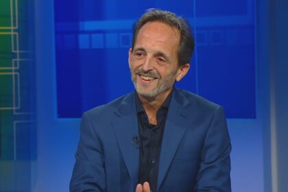 what’s-behind-the-blue-jays-bandwagon-effect?-psychologist-dr.-brent-macdonald-says-there’s-more-to-it-than-you-think