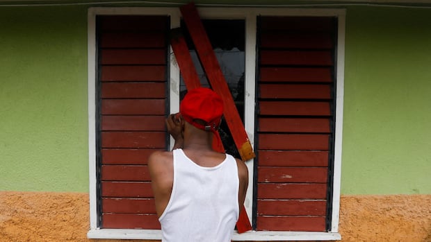we-are-all-in-anxious-mode’:-jamaicans-in-ottawa-worry-for-loved-ones-as-hurricane-melissa-approaches