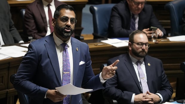 manitoba-opposition-leader-calls-data-from-province’s-ankle-monitor-program-’embarrassing’