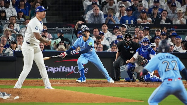 toronto-blue-jays-lead-los-angeles-dodgers-6-1-in-game-4-of-the-world-series