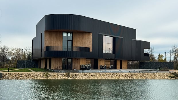 fort-whyte’s-new-visitor-centre-wins-international-design-prize-for-sustainability