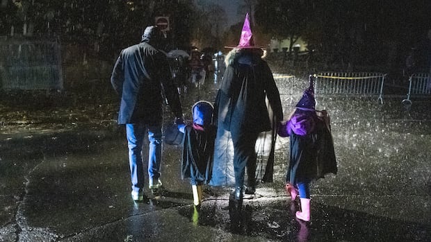 halloween-drenching-in-ottawa-area’s-forecast