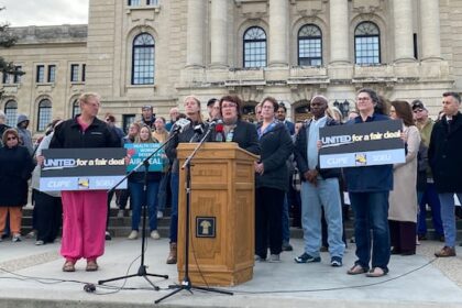 dozens-of-sask.-health-care-workers-rally-for-contract,-better-working-conditions