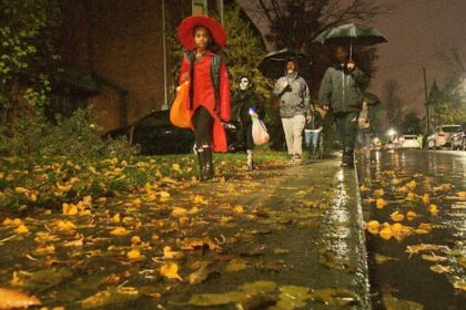 soggy-halloween-expected-for-metro-vancouver-as-environment-canada-issues-rainfall-warning
