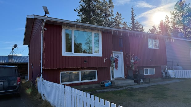 cmhc-stops-deloitte-from-selling-subsidized-homes-in-watson-lake,-yukon,-evicting-tenants