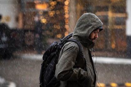 as-days-get-shorter,-islanders-reminded-to-check-in-on-their-mental-health