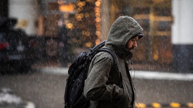 as-days-get-shorter,-islanders-reminded-to-check-in-on-their-mental-health