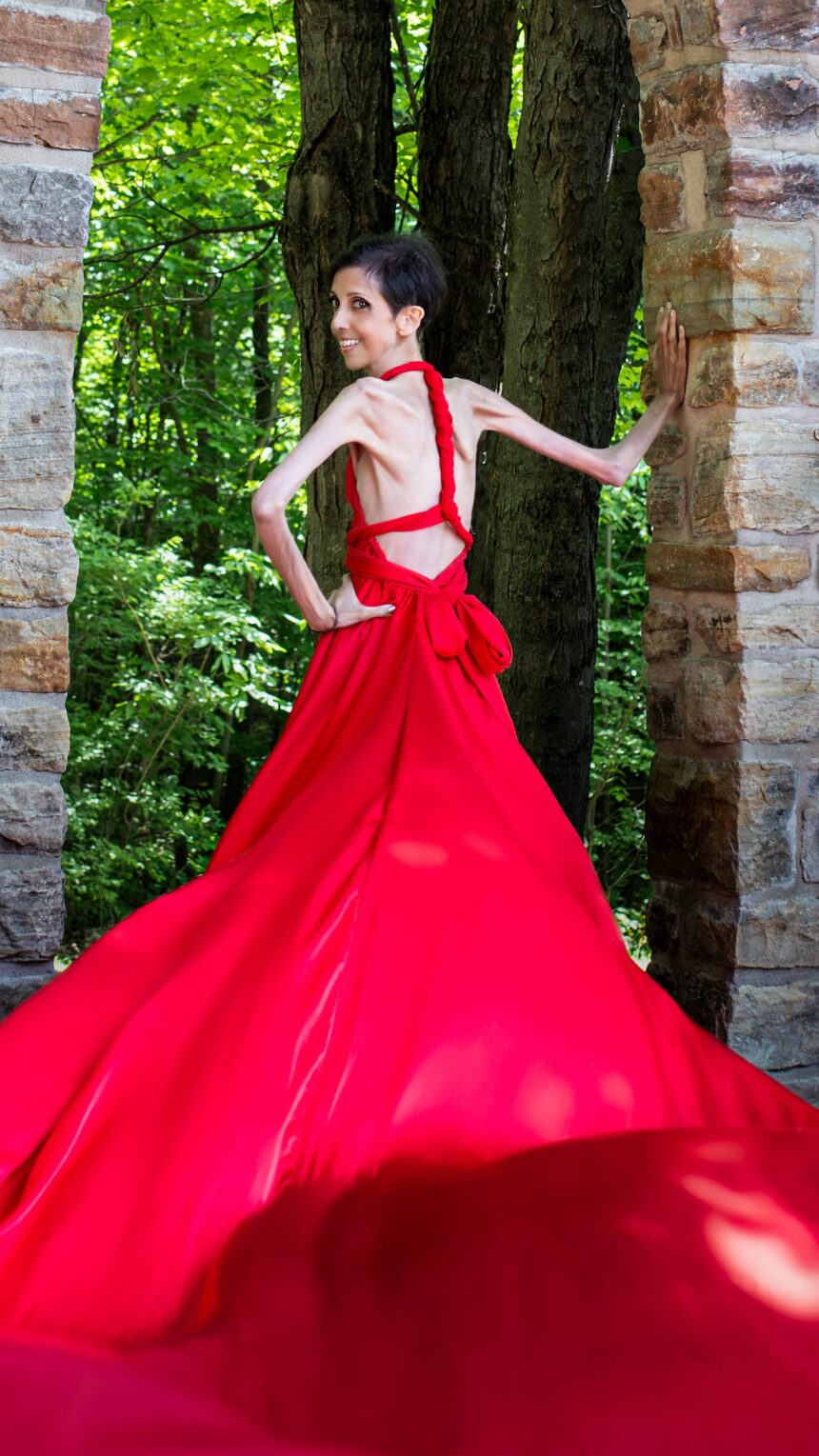 the-message-behind-this-ottawa-woman’s-striking-photo-shoot