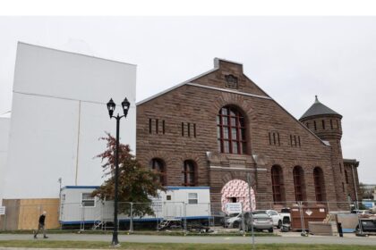 halifaxs-castle-on-the-common-in-scaffolding,-again