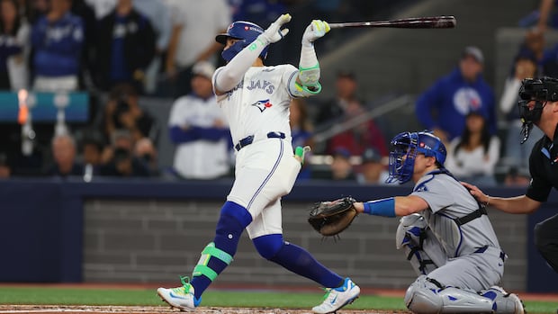 los-angeles-dodgers-win-world-series,-defeat-toronto-blue-jays-5-4