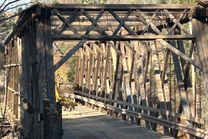 replacing-historic-covered-bridge-with-a-steel-structure-brings-mixed-reactions