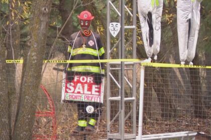 disturbing-display-of-hanging-politicians-sparks-concerns-in-rural-manitoba